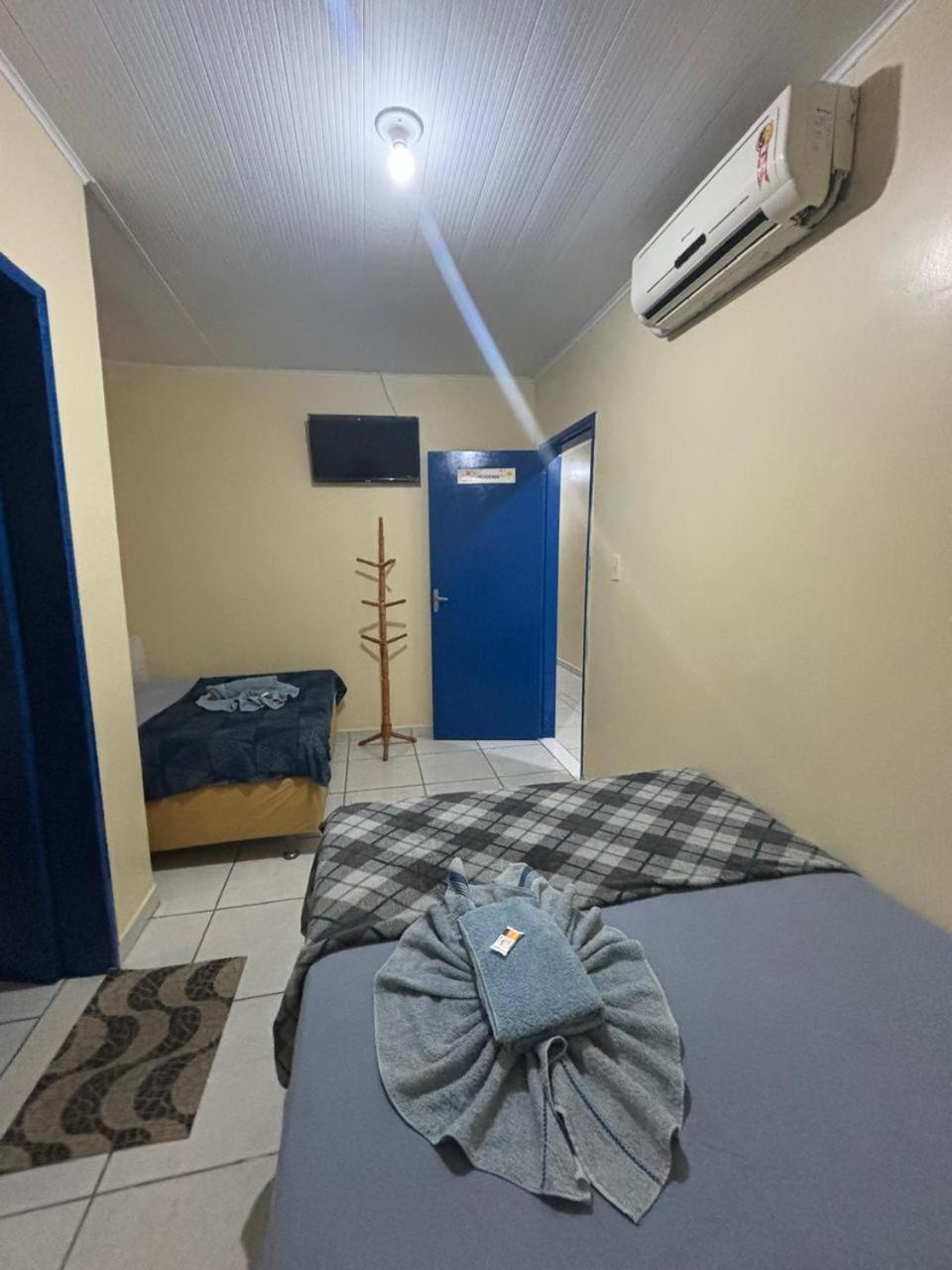 Hotel Viena ماناوس المظهر الخارجي الصورة